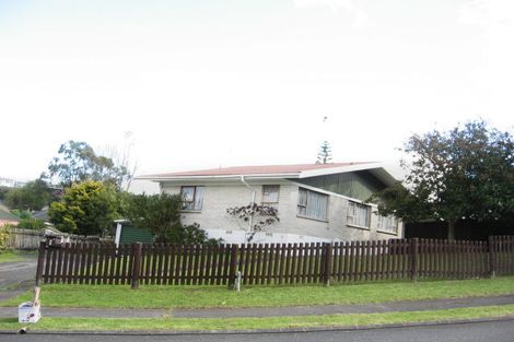 Photo of property in 4 Heron Place, Pakuranga Heights, Auckland, 2010