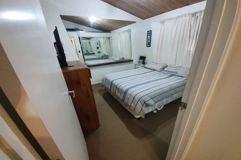 Photo of property in 36 Comins Crescent, Mission Bay, Auckland, 1071