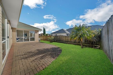 Photo of property in 1/15 Tolben Place, Golflands, Auckland, 2013