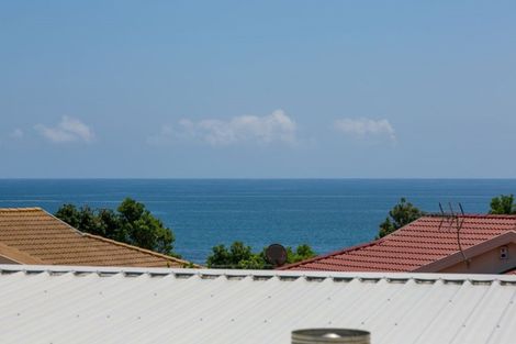 Photo of property in 4 Cutfield Road, New Plymouth, 4310