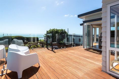 Photo of property in 40 Belleview Terrace, Mount Pleasant, Christchurch, 8081