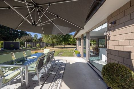 Photo of property in 11 Long Grass Place, Hawea Flat, Wanaka, 9382