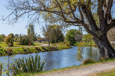 Photo of property in 678 Avonside Drive, Avonside, Christchurch, 8061