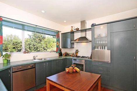 Photo of property in 91 Tirohanga Road, Tirohanga, Lower Hutt, 5010