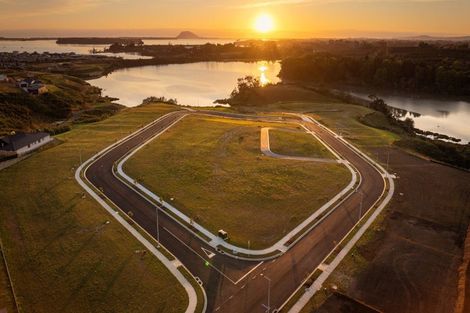 Photo of property in 18 Triplefin Avenue, Omokoroa, 3114