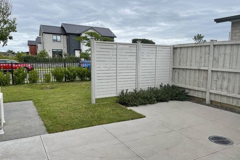 Photo of property in 39 Nganui Avenue, Takanini, 2112