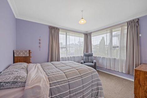 Photo of property in 2/91 Roberta Drive, Somerfield, Christchurch, 8024