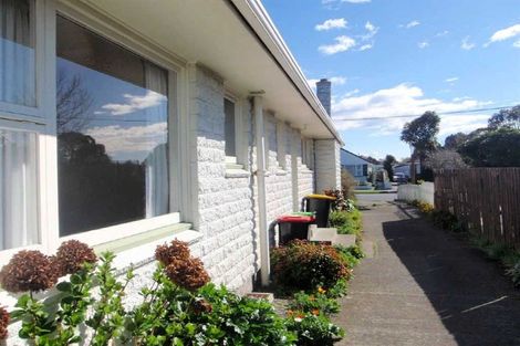 Photo of property in 43 Greendale Avenue, Avonhead, Christchurch, 8042