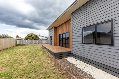 Photo of property in 23a Guy Street, Dannevirke, 4930