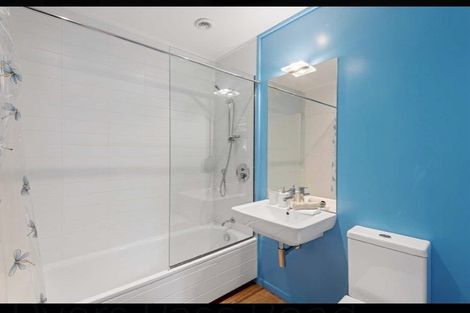 Photo of property in 128 Dyers Pass Road, Cashmere, Christchurch, 8022