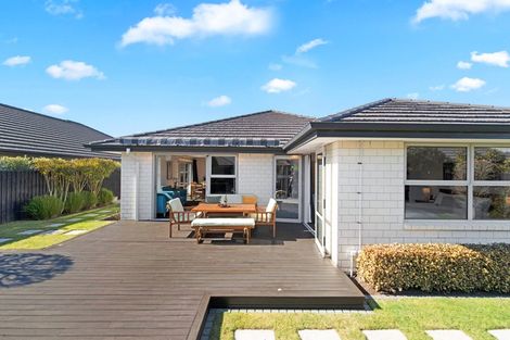 Photo of property in 16 Whitau Place, Marshland, Christchurch, 8083