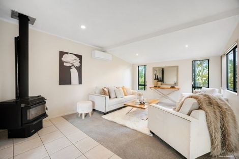 Photo of property in 57b Lonely Road, Fairview Heights, Auckland, 0632