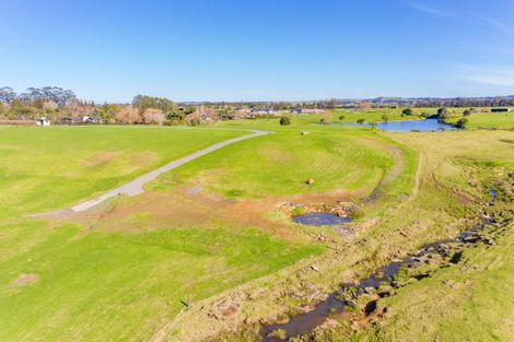 Photo of property in 7 Waterfall Lane, Kerikeri, 0230