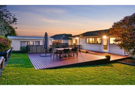 Photo of property in 27 Aronia Way, Goodwood Heights, Auckland, 2105