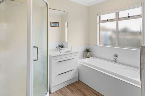 Photo of property in 67 Kahira Crescent, Papamoa Beach, Papamoa, 3118