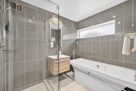 Photo of property in 194 Racecourse Road, Sockburn, Christchurch, 8042