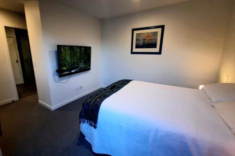 Photo of property in 84 Howden Drive, Jacks Point, 9371
