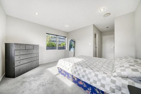 Photo of property in 62 Keri Vista Rise, Papakura, 2110