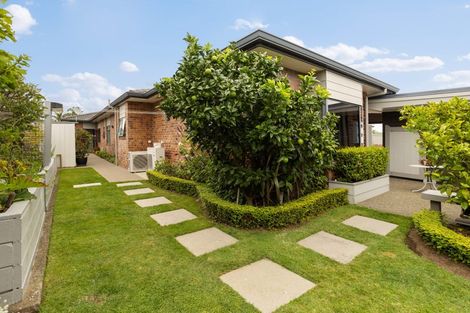 Photo of property in 1 Ringwood Place, Whitianga, 3510