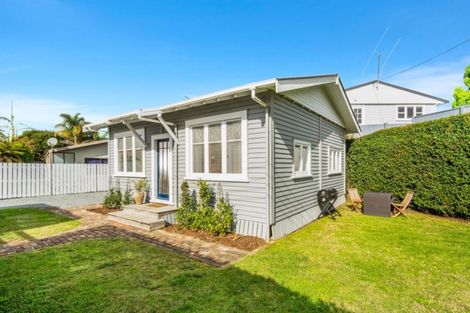 Photo of property in 2 Kent Street, Gate Pa, Tauranga, 3112