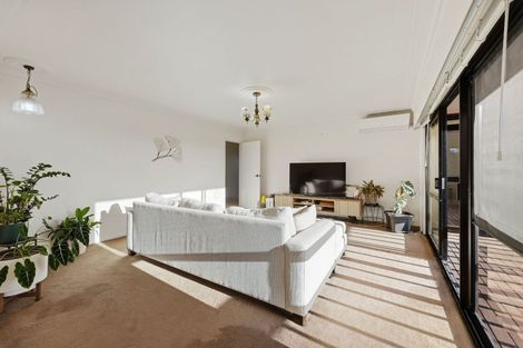 Photo of property in 42 Murvale Drive, Bucklands Beach, Auckland, 2014