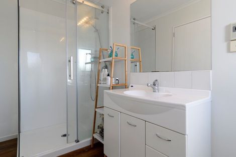 Photo of property in 74 Kinloch Way, Bethlehem, Tauranga, 3110