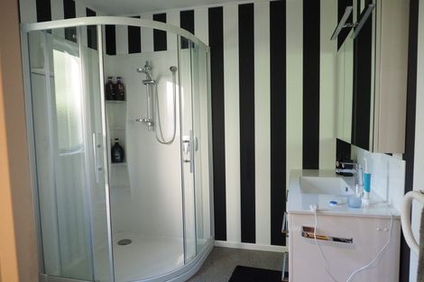 Photo of property in 8 Amner Place, Bluff Hill, Napier, 4110