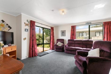 Photo of property in 2a Katterns Street, Katikati, 3129