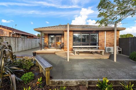 Photo of property in 1/35 Golfland Drive, Golflands, Auckland, 2013