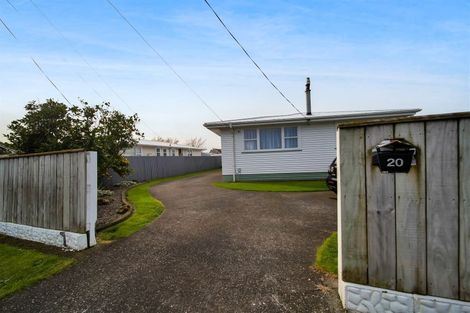 Photo of property in 20 Reid Avenue, Hawera, 4610