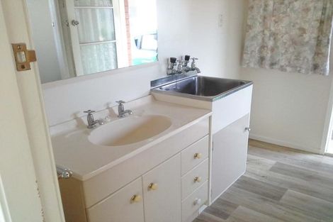 Photo of property in 1/117 Seaview Road, Westown, New Plymouth, 4310