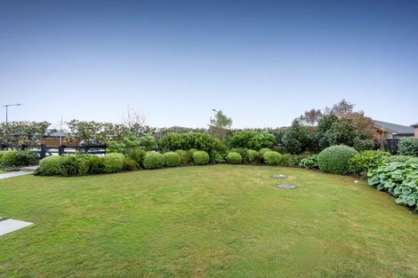 Photo of property in 16 Benjamin Place, Clevedon, Papakura, 2582