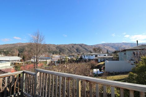 Photo of property in 37 Newcastle Street, Clyde, 9330