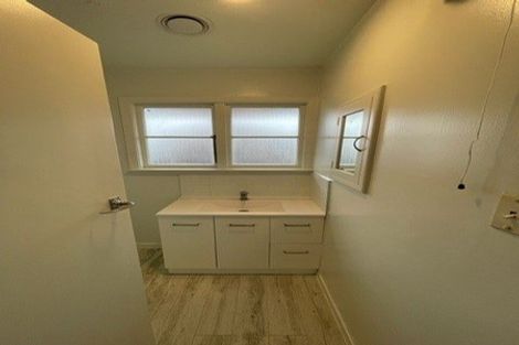 Photo of property in 123 Marshland Road, Shirley, Christchurch, 8061