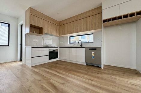Photo of property in 2/5 Richard Road, Mangere, Auckland, 2022