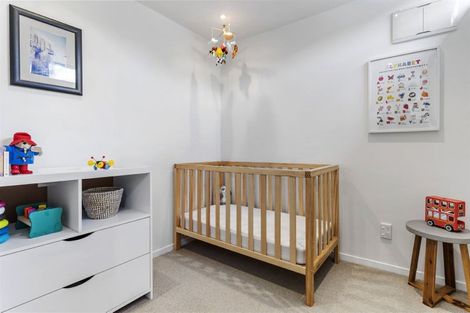 Photo of property in 3/73 Princes Street, Northcote Point, Auckland, 0627