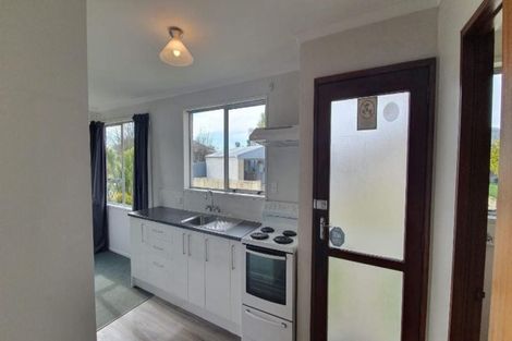 Photo of property in 19 Stacey Place, Woolston, Christchurch, 8062