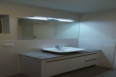 Photo of property in 17/83 Lake Road, Devonport, Auckland, 0622