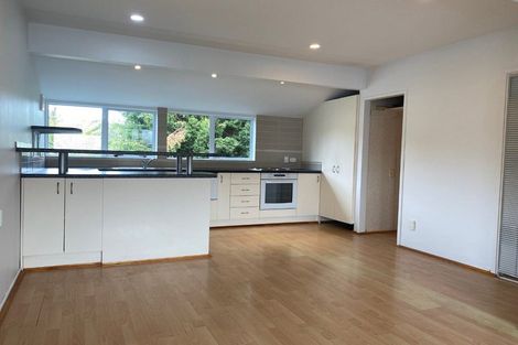Photo of property in 2/20 Northumberland Avenue, Belmont, Auckland, 0622