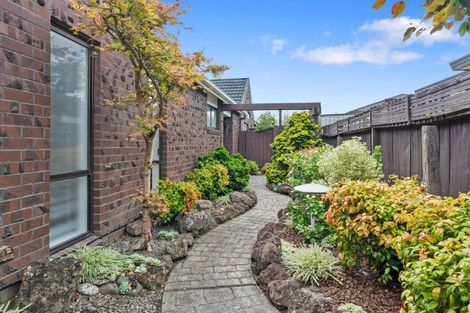 Photo of property in 1 Bolton Street, Blockhouse Bay, Auckland, 0600