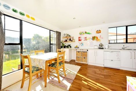 Photo of property in 28 Mauger Drive, Heathcote Valley, Christchurch, 8022