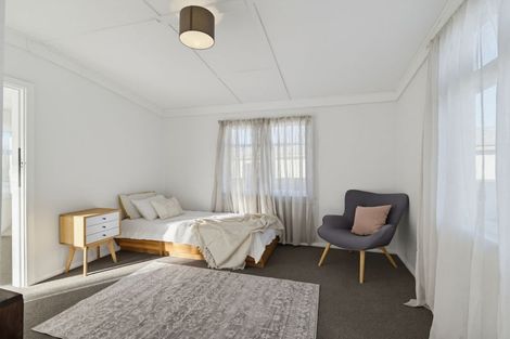 Photo of property in 23 Porritt Place, Waipukurau, 4200