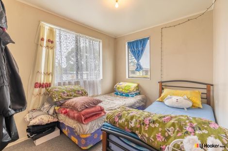 Photo of property in 2/10 Ebenezer Way, Clendon Park, Auckland, 2103