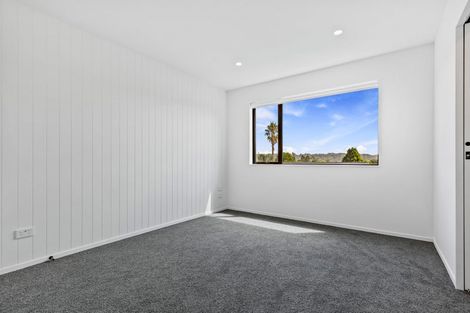 Photo of property in 7/13 Fairdale Place, Birkdale, Auckland, 0626