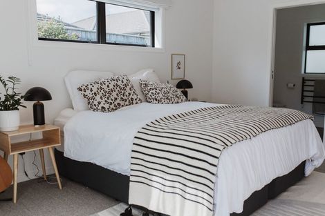 Photo of property in 72 Waipunahau Road, Waikanae, 5036