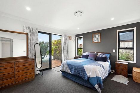 Photo of property in 52 Norfolk Drive, Cambridge, 3434