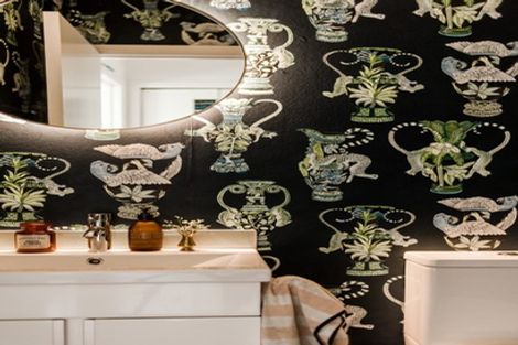 Photo of property in 18 Creamer Avenue, Belmont, Auckland, 0622