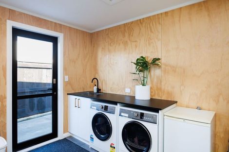 Photo of property in 7 Gratitude Way, Kelvin Grove, Palmerston North, 4414