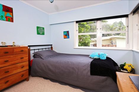 Photo of property in 77 Waima Crescent, Titirangi, Auckland, 0604