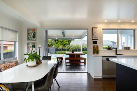 Photo of property in 57 Grosvenor Street, Cambridge, 3434